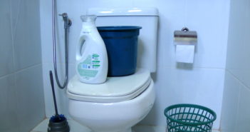 Truque Fácil para Desentupir o Vaso Sanitário truque para desentupir vaso sanitário