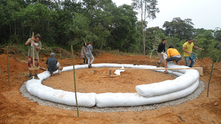 fundação superadobe