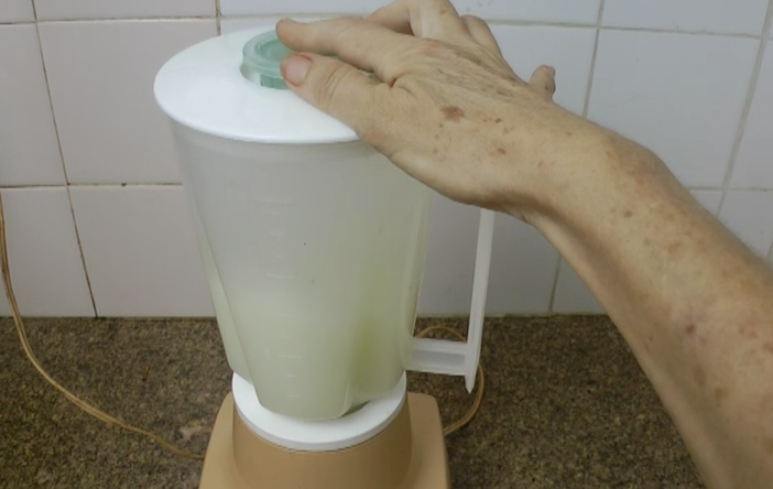 liquidificar o gel de aloe vera