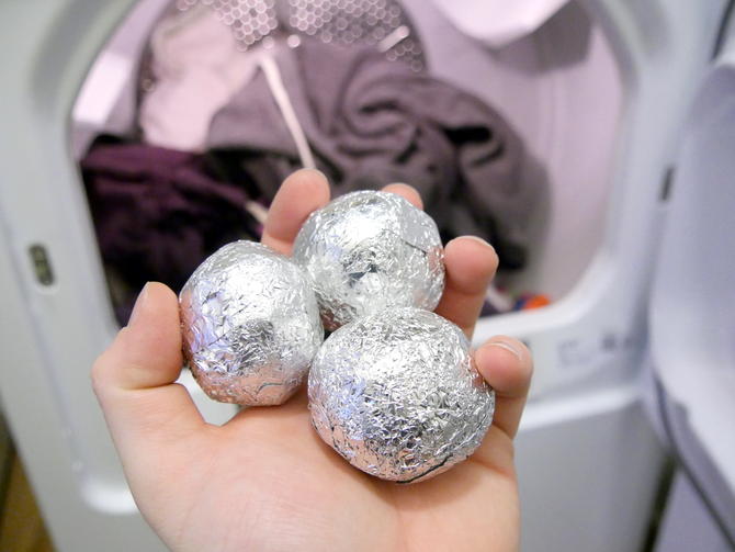 3 bolas papel aluminio maquina de lavar