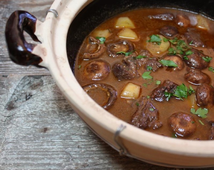 feijoada em panela de barro 