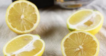 Cortar um limão longitudinalmente realmente dá mais suco? cortar limão
